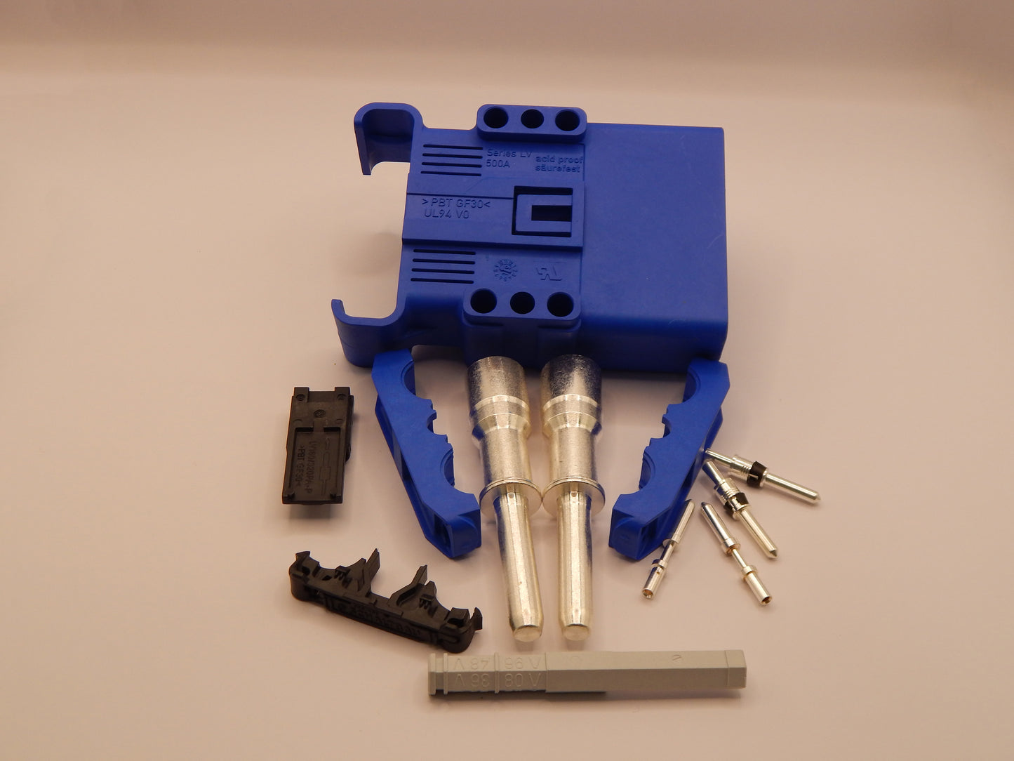 Schaltbau - Charging plug w/ 2 pilot and 2 aux contacts, no handle